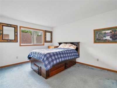 Home For Sale in Oakdale, Minnesota