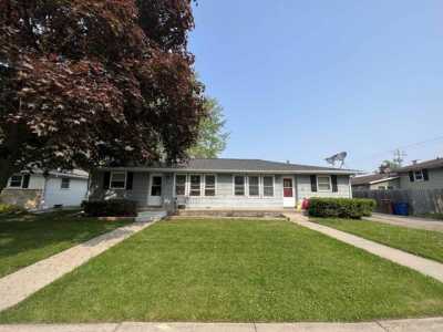 Home For Sale in Menasha, Wisconsin