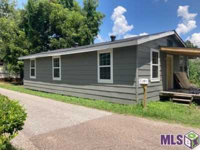 Home For Rent in Plaquemine, Louisiana