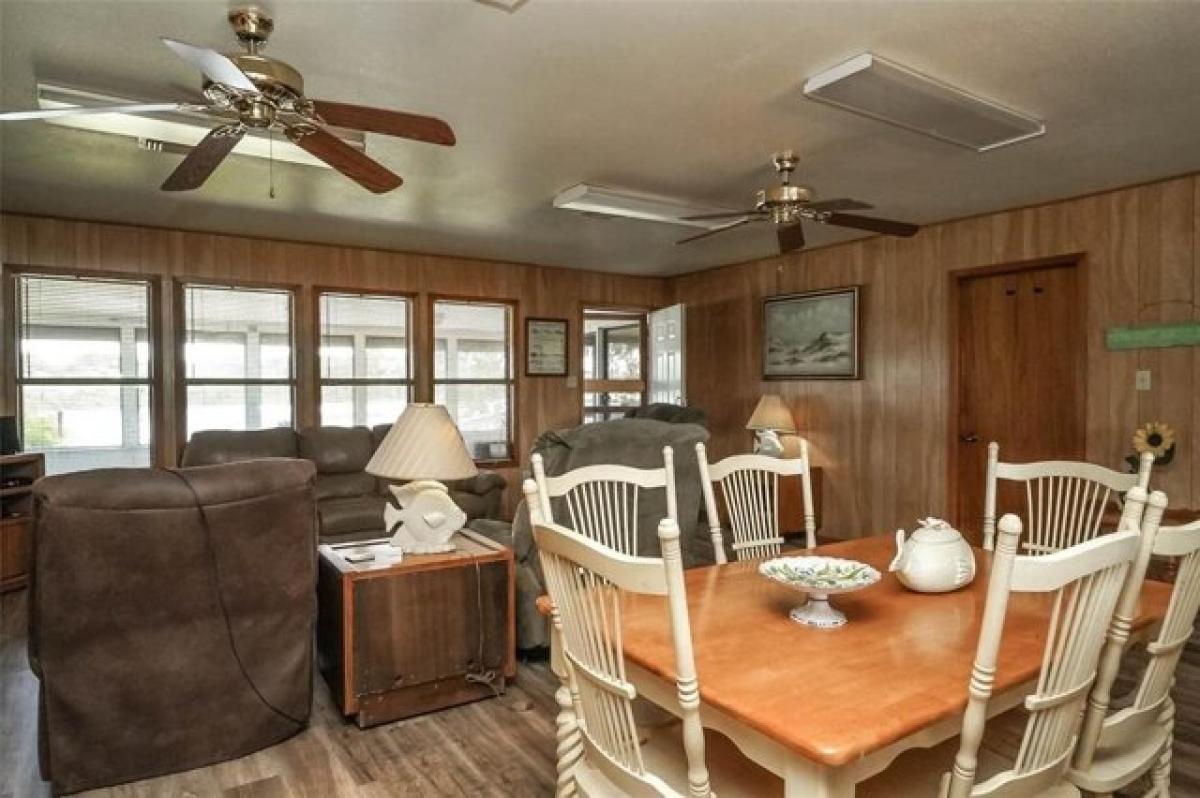 Picture of Home For Sale in Matagorda, Texas, United States