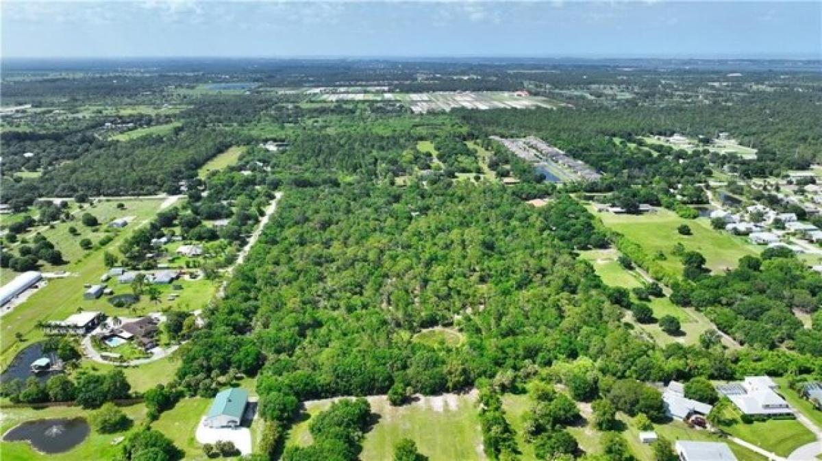 Picture of Residential Land For Sale in Vero Beach, Florida, United States