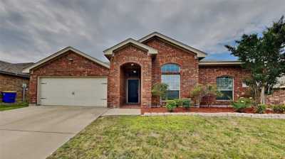 Home For Sale in White Settlement, Texas