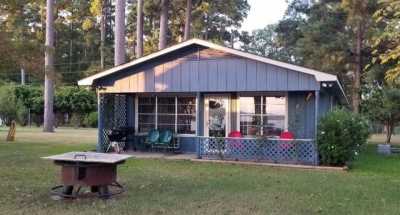 Home For Sale in Hemphill, Texas