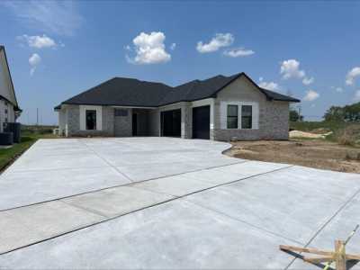 Home For Sale in Maize, Kansas