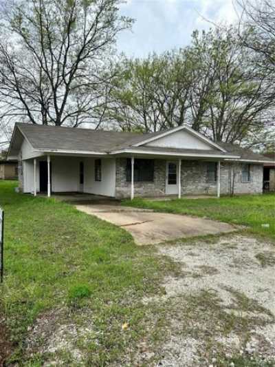 Home For Sale in Crockett, Texas