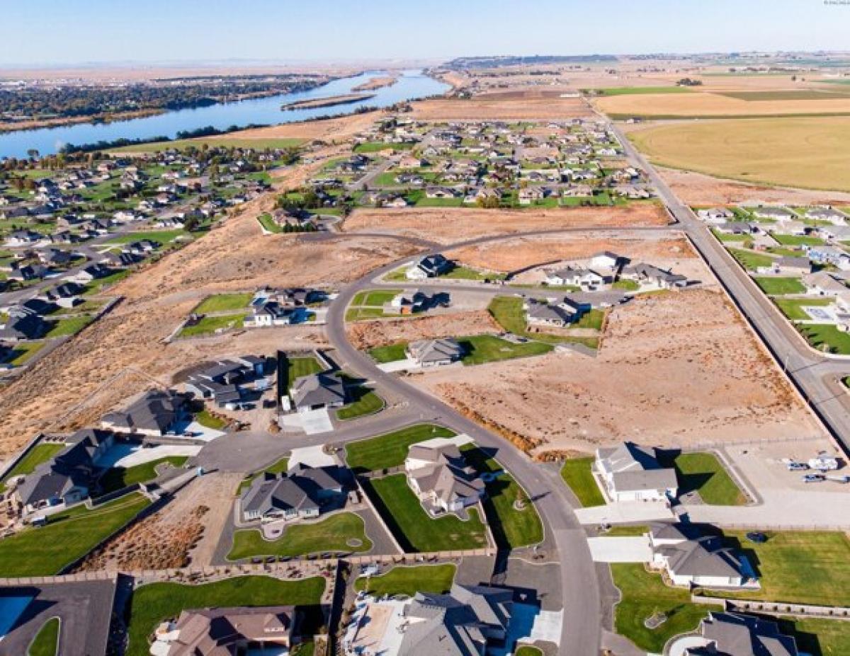 Picture of Residential Land For Sale in Pasco, Washington, United States