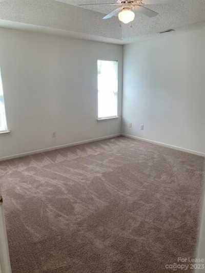 Home For Rent in Mooresville, North Carolina