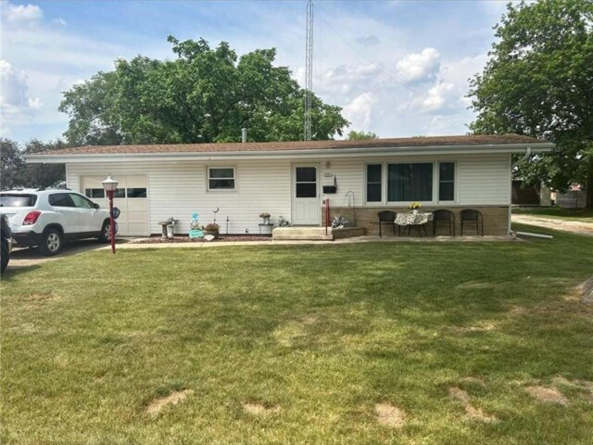 Picture of Home For Sale in Fontanelle, Iowa, United States