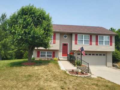 Home For Sale in Lawrenceburg, Indiana