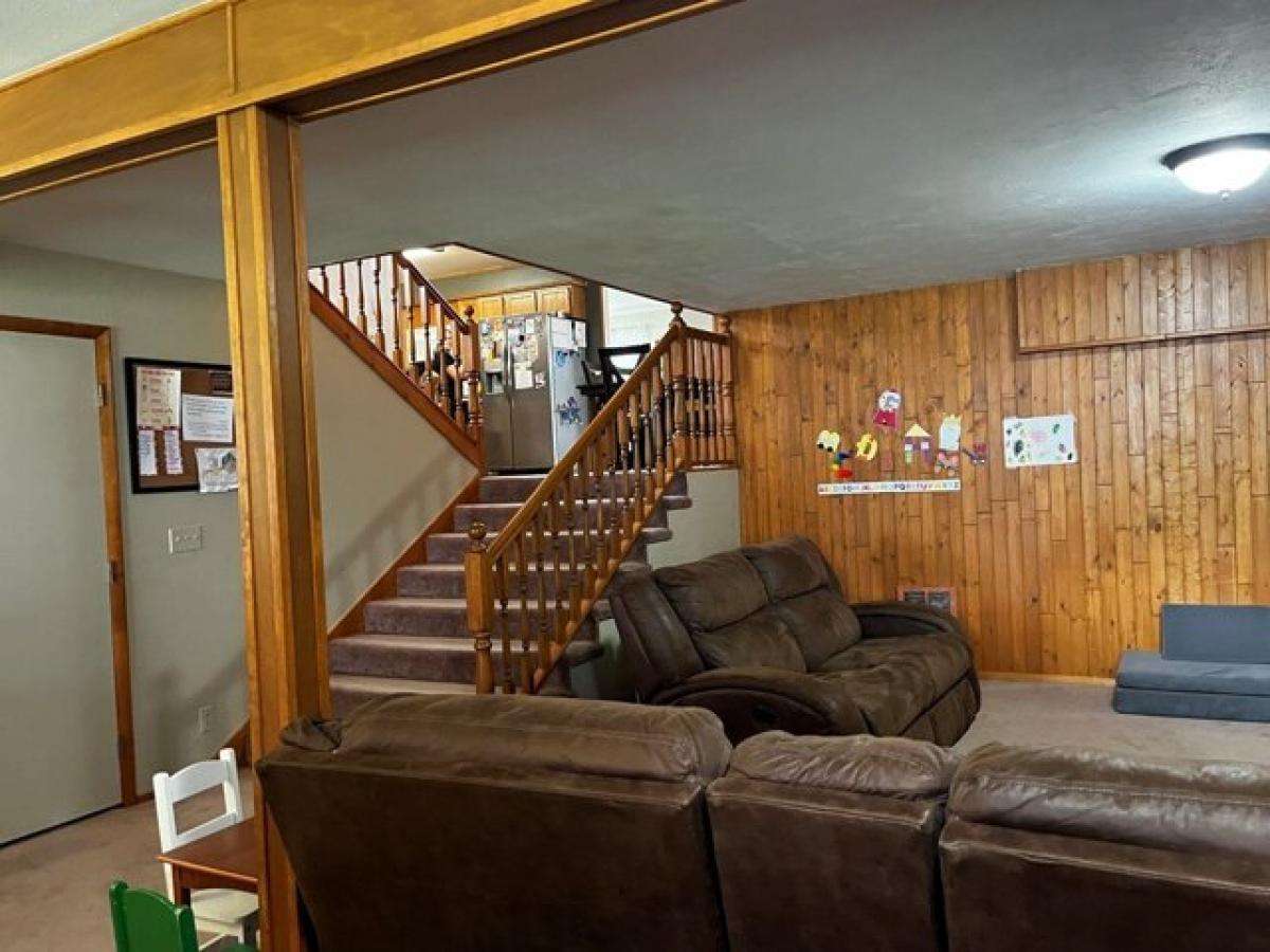 Picture of Home For Sale in Lovell, Wyoming, United States