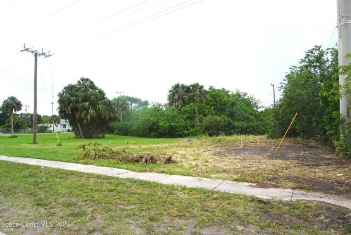 Picture of Residential Land For Sale in Titusville, Florida, United States