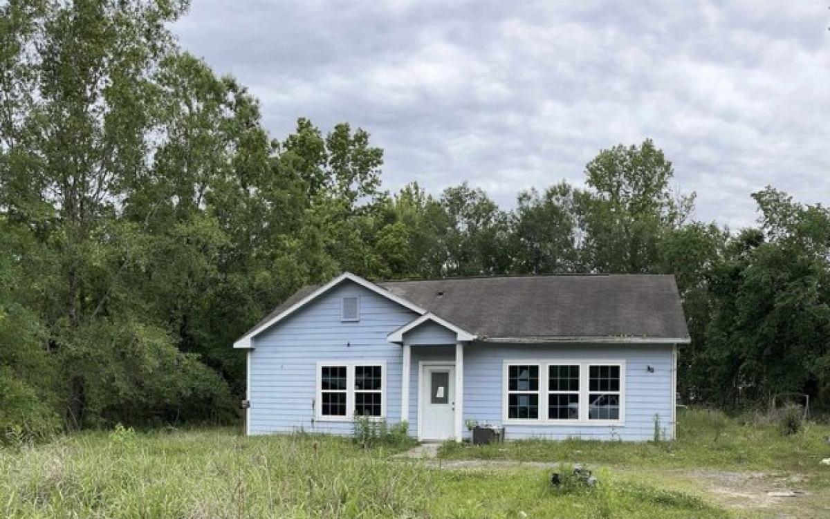 Picture of Home For Sale in Orange, Texas, United States