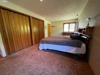 Home For Sale in Florence, Oregon