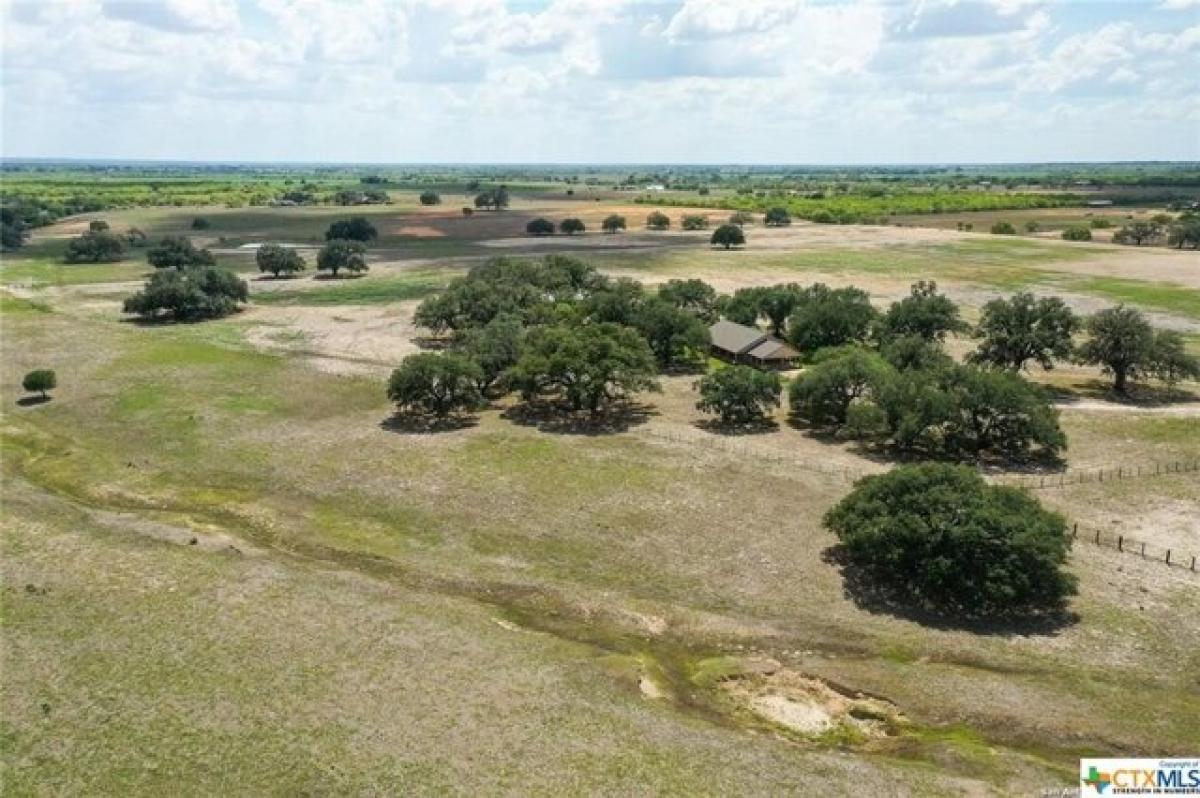 Picture of Residential Land For Sale in Poteet, Texas, United States