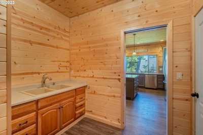 Home For Sale in Florence, Oregon