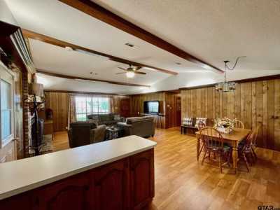 Home For Sale in Crockett, Texas