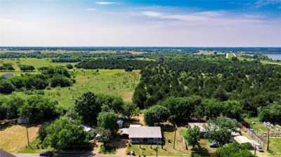 Home For Sale in Ennis, Texas