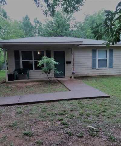 Home For Sale in Crockett, Texas