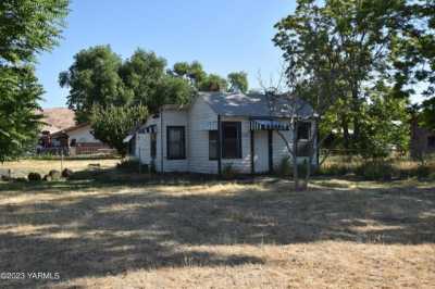 Home For Sale in Yakima, Washington