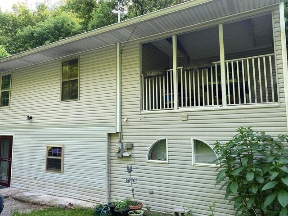 Picture of Home For Sale in Lucasville, Ohio, United States