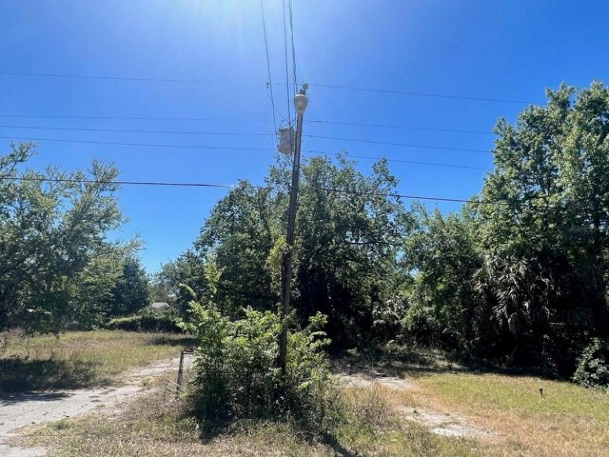 Picture of Residential Land For Sale in New Port Richey, Florida, United States