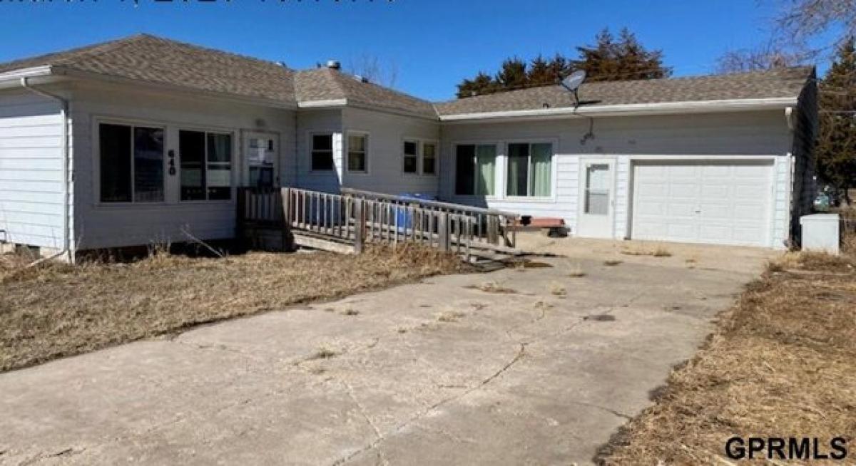 Picture of Home For Sale in Axtell, Nebraska, United States