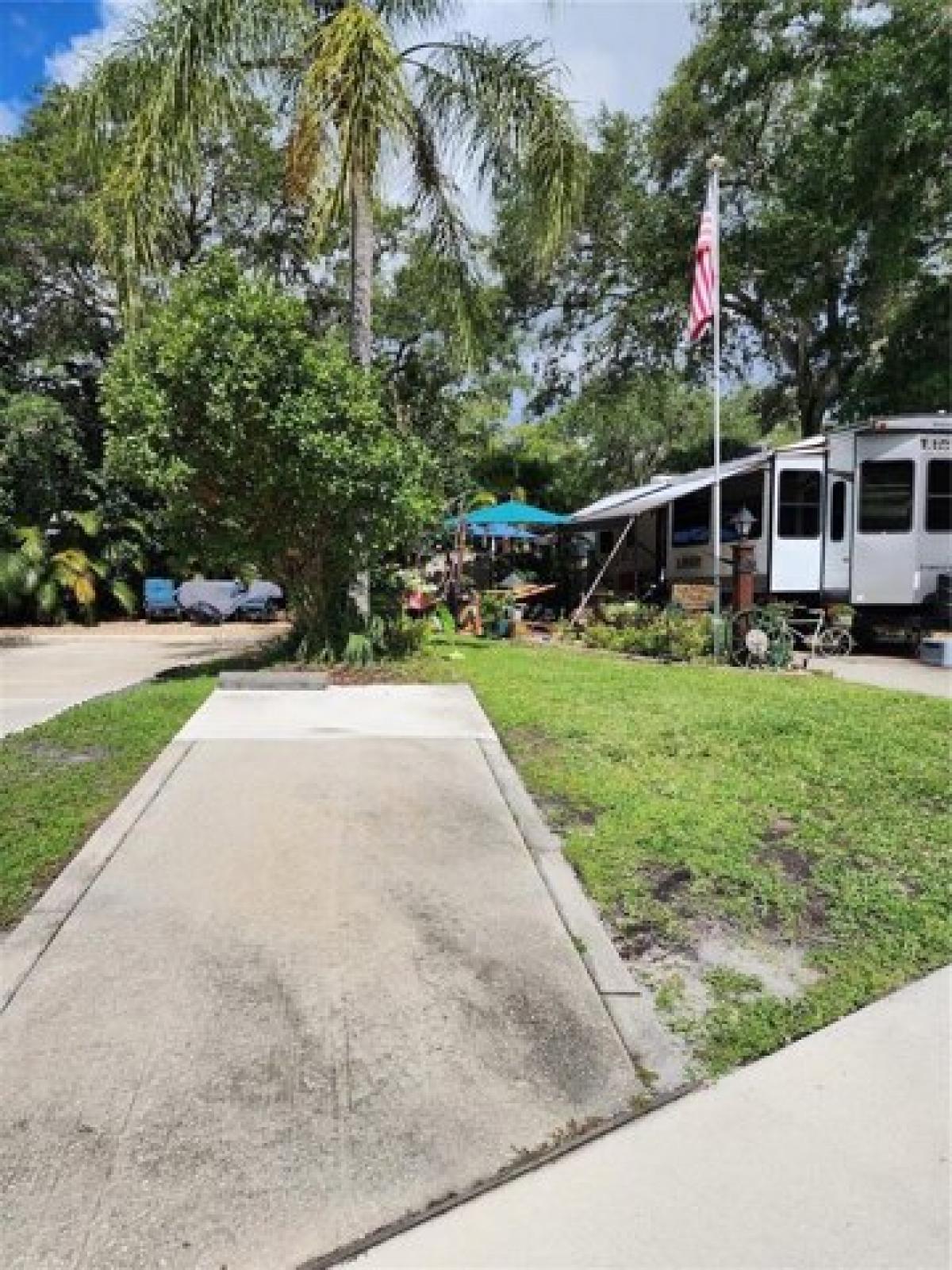 Picture of Residential Land For Sale in Lake Wales, Florida, United States