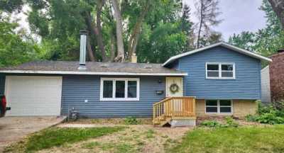 Home For Sale in North Saint Paul, Minnesota