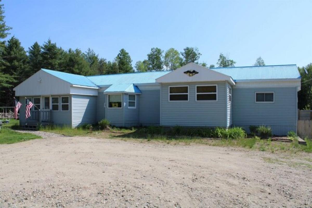 Picture of Home For Sale in Milan, New Hampshire, United States