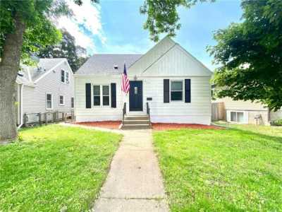 Home For Sale in Saint Louis Park, Minnesota