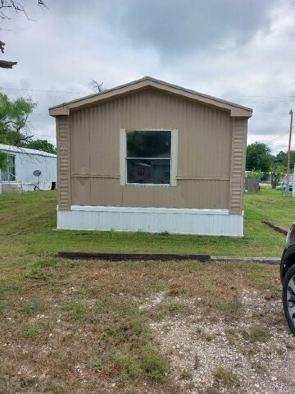 Picture of Home For Sale in Corsicana, Texas, United States