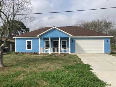 Home For Sale in La Marque, Texas