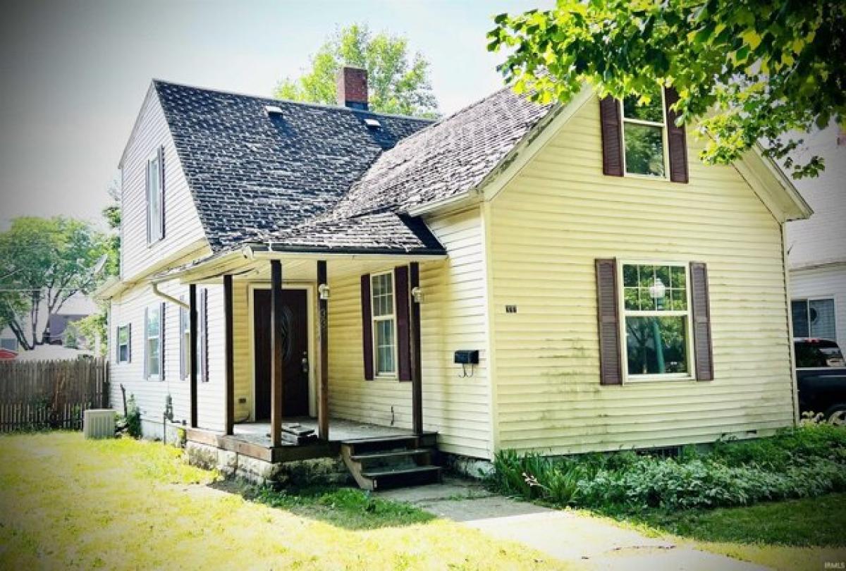 Picture of Home For Sale in Kendallville, Indiana, United States