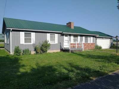 Home For Sale in Lucasville, Ohio