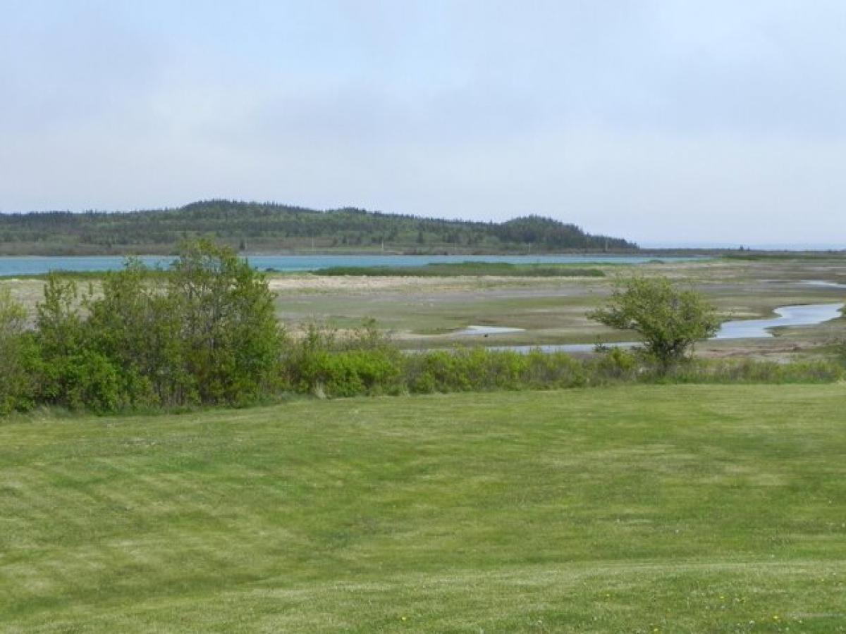 Picture of Home For Sale in Lubec, Maine, United States