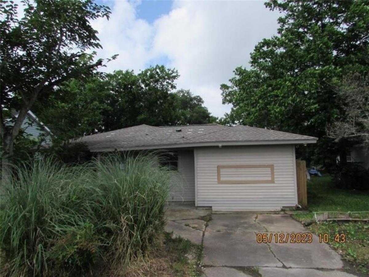 Picture of Home For Sale in Dickinson, Texas, United States