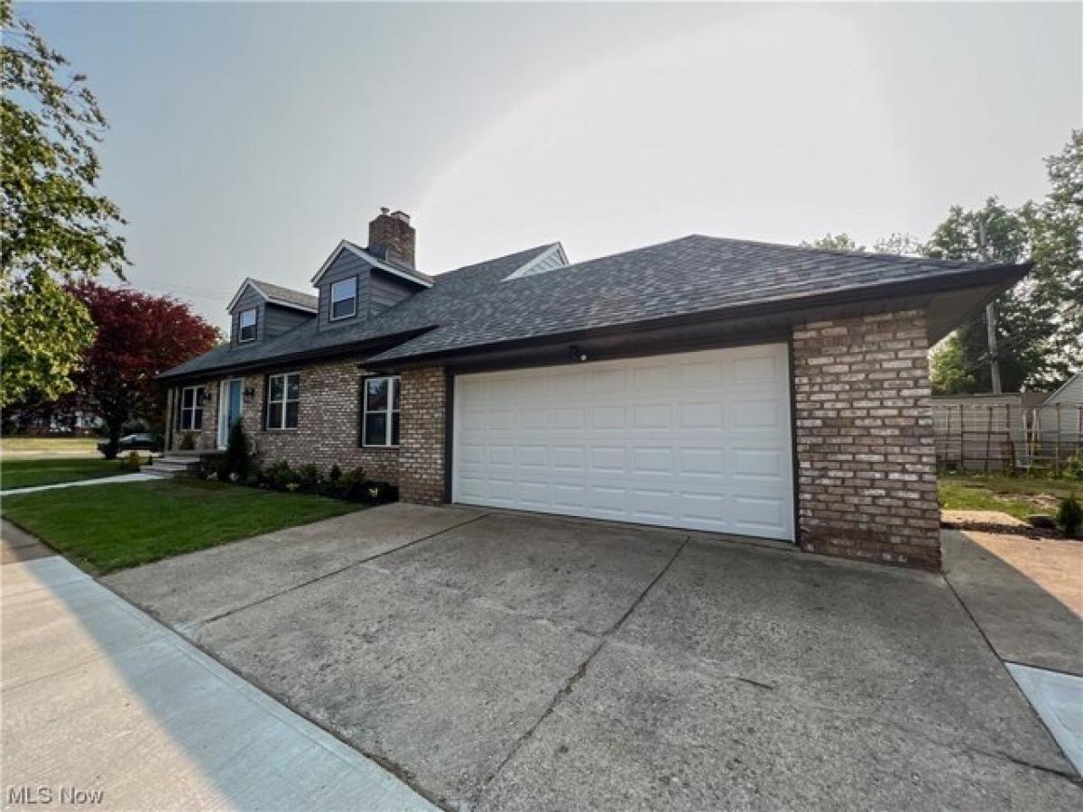 Picture of Home For Sale in University Heights, Ohio, United States