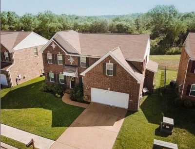 Home For Rent in Mount Juliet, Tennessee