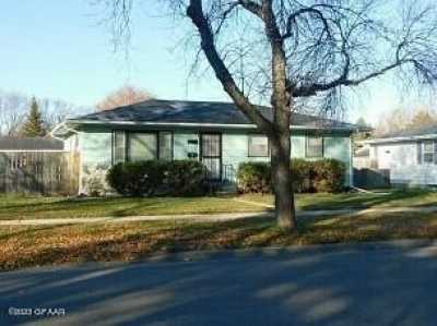 Home For Sale in East Grand Forks, Minnesota