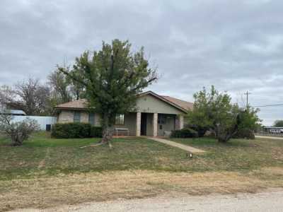 Home For Sale in Robert Lee, Texas