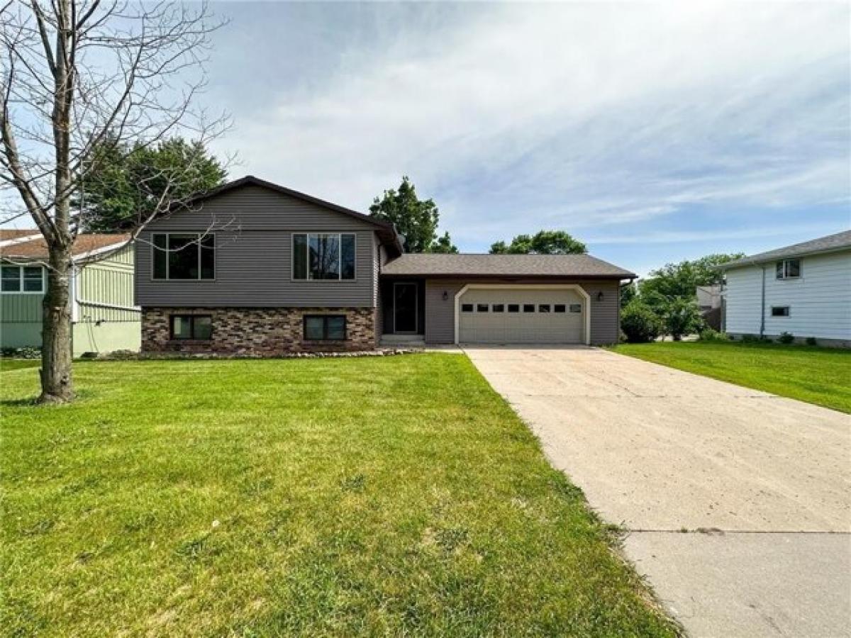 Picture of Home For Sale in Gaylord, Minnesota, United States