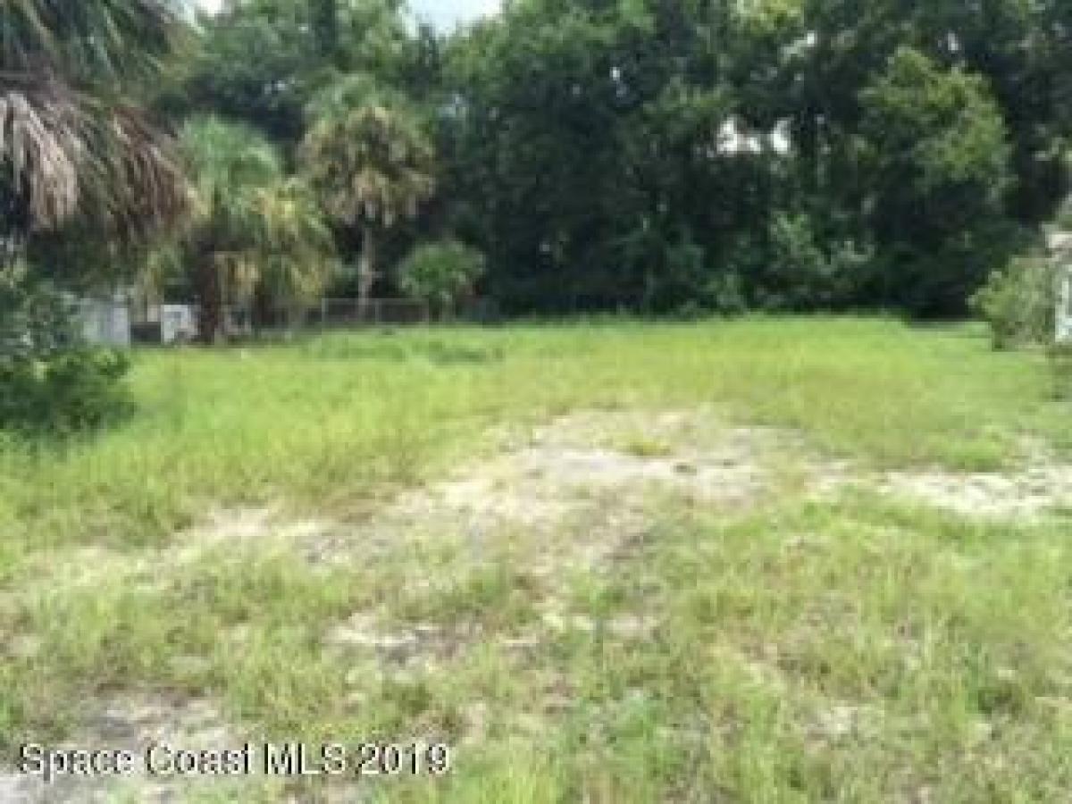 Picture of Residential Land For Sale in Titusville, Florida, United States