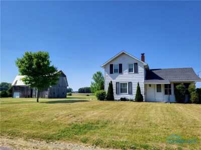Home For Sale in Liberty Center, Ohio