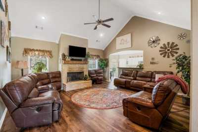 Home For Sale in Glen Rose, Texas