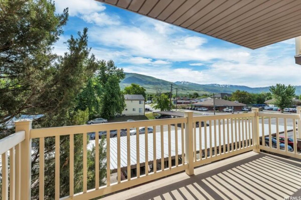 Picture of Home For Sale in Centerville, Utah, United States