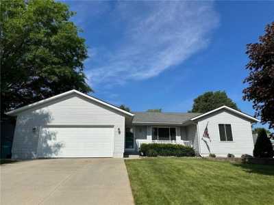 Home For Sale in Owatonna, Minnesota