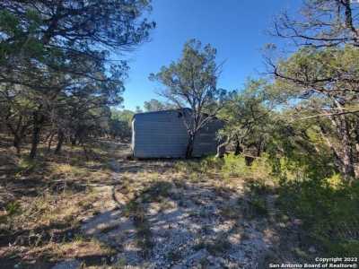 Residential Land For Sale in Lakehills, Texas