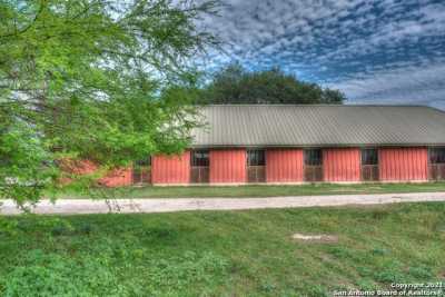 Residential Land For Sale in Sabinal, Texas