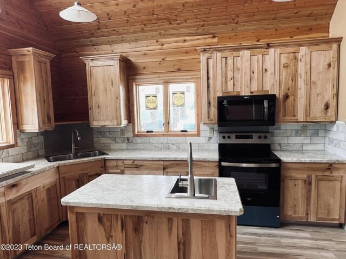 Picture of Home For Sale in Afton, Wyoming, United States