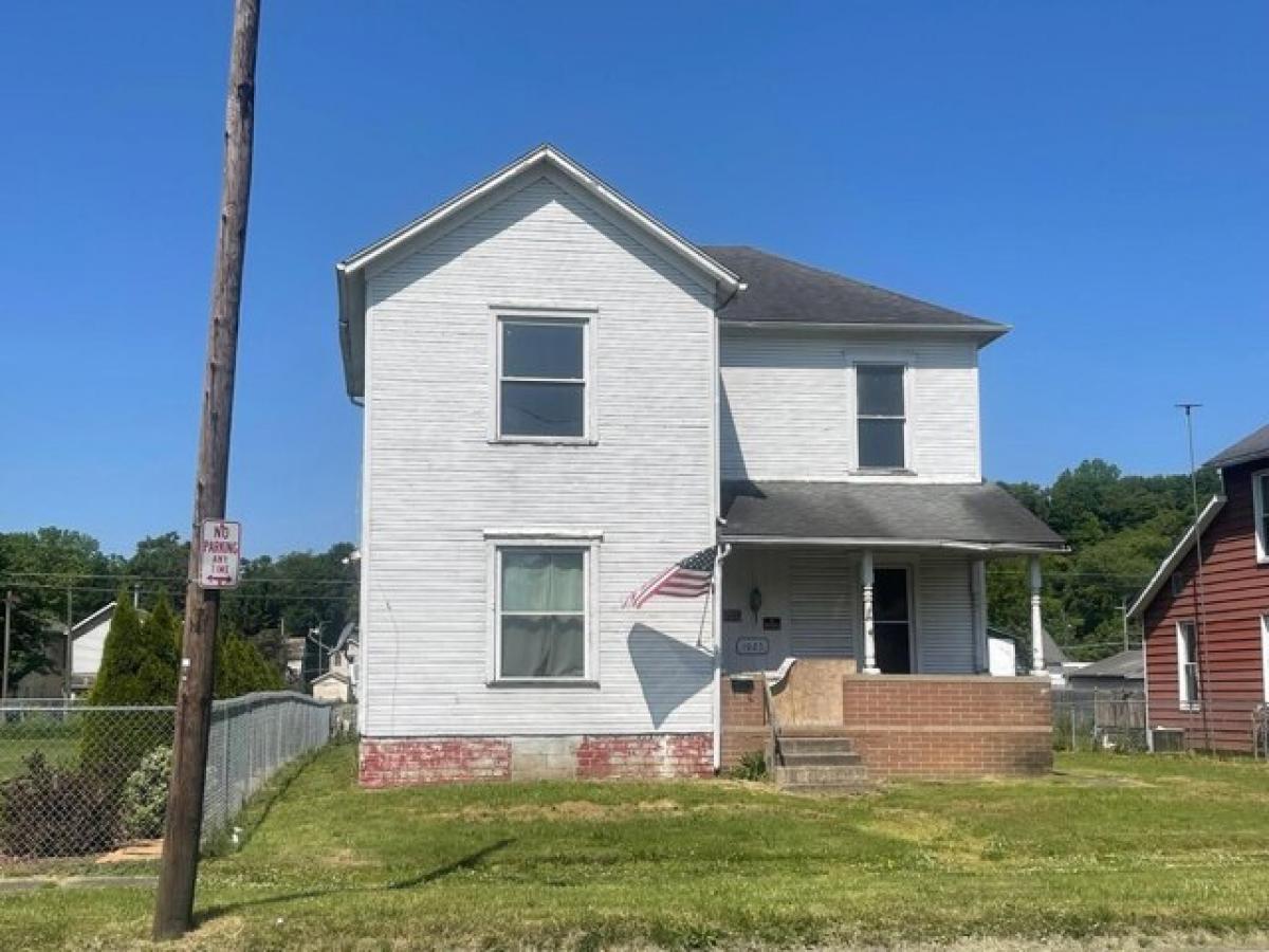 Picture of Home For Sale in Zanesville, Ohio, United States